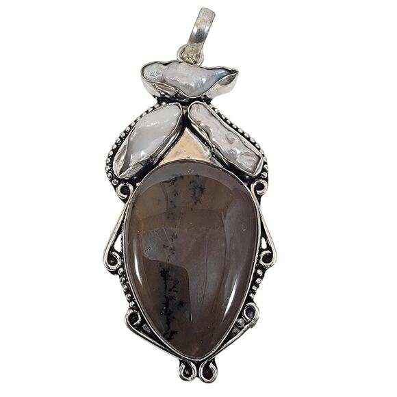 Handmade Silver Pendant with Dendritic Agate and Red Garnets in Bezel Setting - Picture 1 of 10